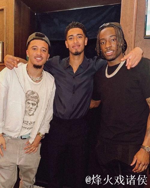 太阳报：马杜埃凯和桑乔周末相聚音乐节