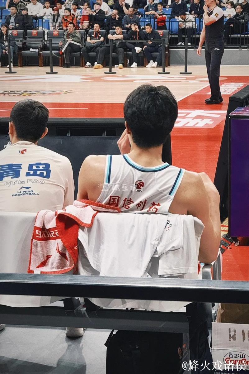 杨瀚森0分青岛不敌广厦 约克40分浙江狂胜吉林